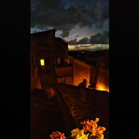 Tivoli Old Town - Casa Nel Quartiere Medioevale Apartment ภายนอก รูปภาพ